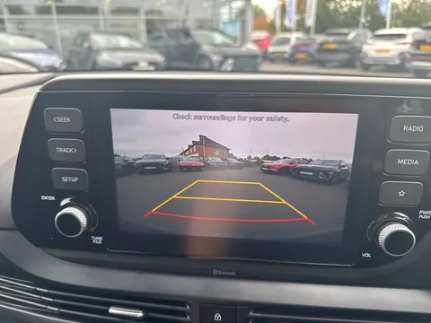 DY72EWC Hyundai i20 1.0T GDi 48V MHD SE Connect 5dr Thumbnail #26