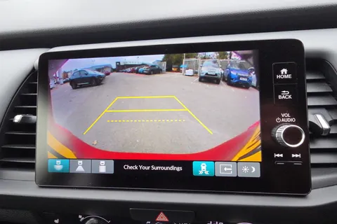 DK73VMF Honda Jazz 1.5 i-MMD Hybrid Advance Sport 5dr eCVT Thumbnail #16