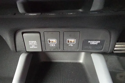 DK73VMF Honda Jazz 1.5 i-MMD Hybrid Advance Sport 5dr eCVT Thumbnail #20