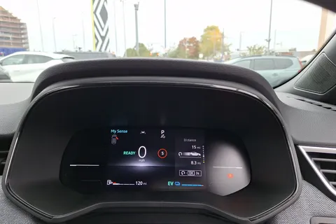 BG75OGZ Renault Clio 1.6 E-TECH full hybrid 145 Techno 5dr Auto Thumbnail #12