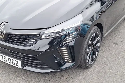 BG75OGZ Renault Clio 1.6 E-TECH full hybrid 145 Techno 5dr Auto Thumbnail #15