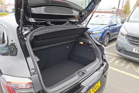 BG75OGZ Renault Clio 1.6 E-TECH full hybrid 145 Techno 5dr Auto Thumbnail #19