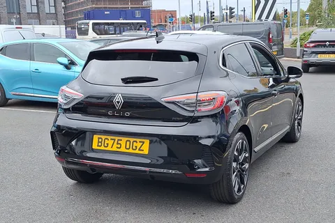 BG75OGZ Renault Clio 1.6 E-TECH full hybrid 145 Techno 5dr Auto Thumbnail #24