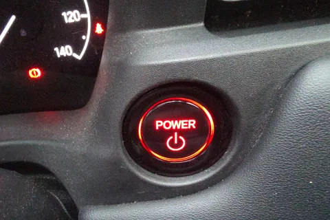 DE73PYB Honda Hr-V 1.5 eHEV Advance 5dr CVT Thumbnail #25