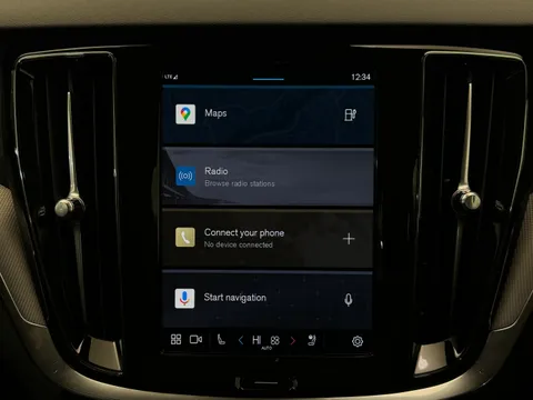 DN74VXH Volvo V60 2.0 T6 [350] PHEV Plus Dark 5dr AWD Auto Thumbnail #27