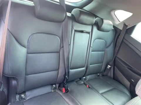 RY19BXL Hyundai Tucson 1.6 GDi Premium 5dr 2WD Thumbnail #9