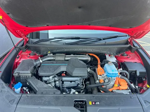 EO23XFE Hyundai Tucson 1.6 TGDi Plug-in Hybrid N Line 5dr 4WD Auto Thumbnail #40