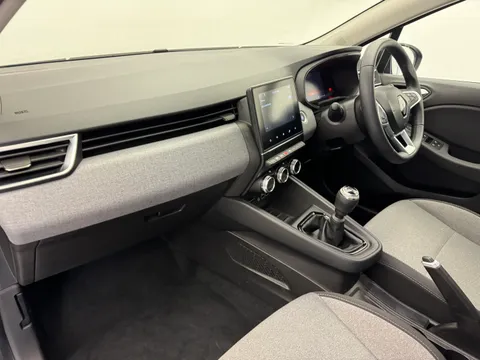 DV24OTE Renault Clio 1.0 TCe 90 Evolution 5dr Thumbnail #12