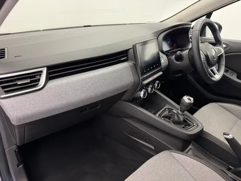 DV24OTH Renault Clio 1.0 TCe 90 Evolution 5dr Thumbnail #12