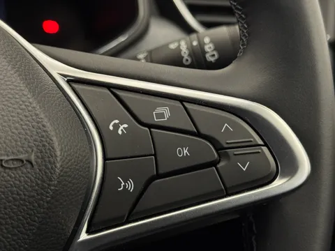 DV24OTH Renault Clio 1.0 TCe 90 Evolution 5dr Thumbnail #21