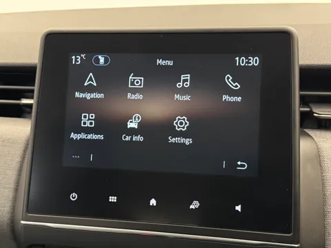 DV24OTH Renault Clio 1.0 TCe 90 Evolution 5dr Thumbnail #22