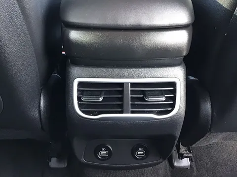 21 of 40 for HYUNDAI SANTA FE 1.6 TGDi Hybrid Premium 5dr Auto - ZERO DEPOSIT FINANCE & CASHBACK AVAILABLE