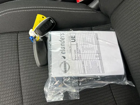 DN75EDU Nissan Qashqai 1.5 E-Power Acenta Premium 5dr Auto Thumbnail #22