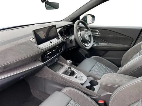 DN75CWK Nissan Qashqai 1.3 DiG-T MH 158 Tekna+ 5dr Thumbnail #12