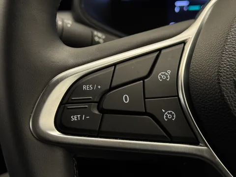 DV24OTF Renault Clio 1.0 TCe 90 Evolution 5dr Thumbnail #20