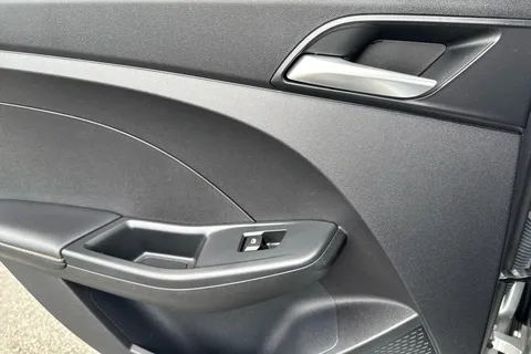 MF75CLY Mg Motor Uk Mg3 1.5 Hybrid Trophy 5dr Auto Thumbnail #18