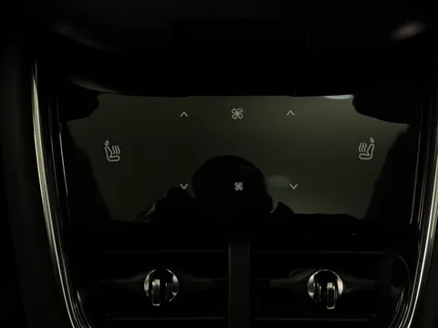 DU75XOT Volvo Ex90 380kW Twin Motor Performance Ultra 111kWh 5dr Auto Thumbnail #15