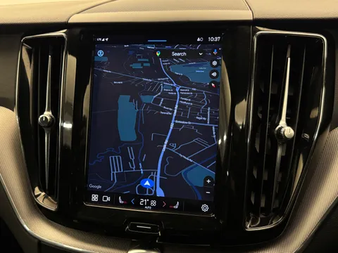 YY22ORF Volvo XC60 2.0 B4D R DESIGN 5dr AWD Geartronic Thumbnail #21