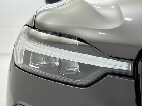 YY22ORF Volvo XC60 2.0 B4D R DESIGN 5dr AWD Geartronic Thumbnail #29