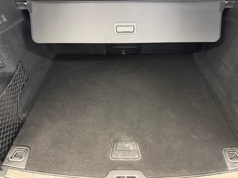 YY22ORF Volvo XC60 2.0 B4D R DESIGN 5dr AWD Geartronic Thumbnail #27