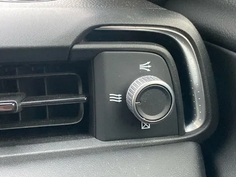 DE22XKK Honda Hr-V 1.5 eHEV Advance 5dr CVT Thumbnail #23