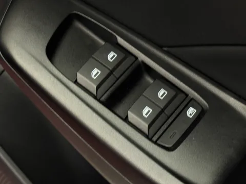 DT24UBU Mg Motor Uk Mg3 1.5 Hybrid Trophy 5dr Auto Thumbnail #17