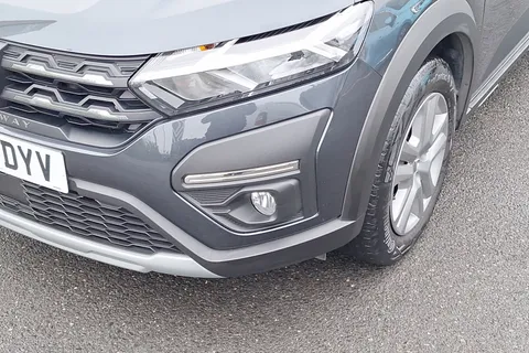 BJ72DYV Dacia Sandero Stepway 1.0 TCe Comfort 5dr Thumbnail #15