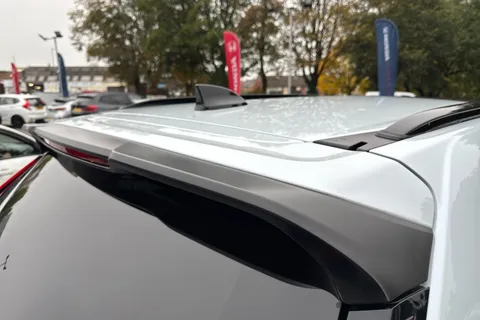 DK74OKC Honda CR-V 2.0 eHEV Elegance 5dr eCVT Thumbnail #39