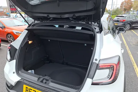 BF75YMO Renault Captur 1.6 E-Tech Full Hybrid 145 Techno 5dr Auto Thumbnail #21