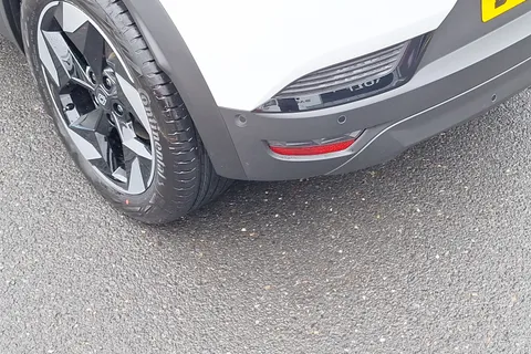 BF75YMO Renault Captur 1.6 E-Tech Full Hybrid 145 Techno 5dr Auto Thumbnail #22