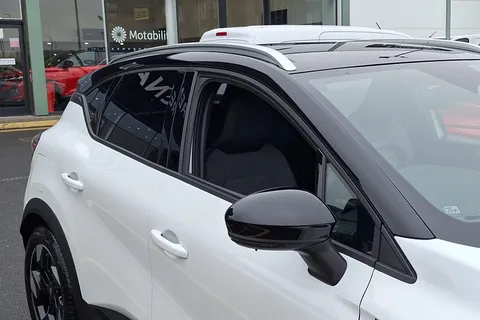 BF75YMO Renault Captur 1.6 E-Tech Full Hybrid 145 Techno 5dr Auto Thumbnail #27