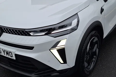 BF75YMO Renault Captur 1.6 E-Tech Full Hybrid 145 Techno 5dr Auto Thumbnail #15