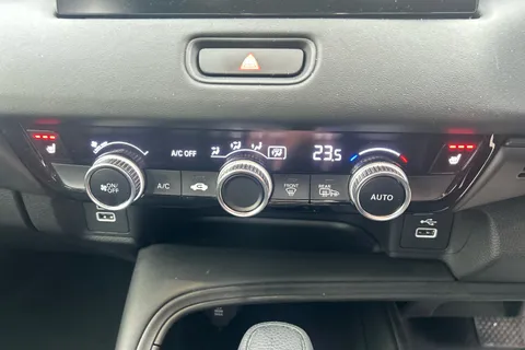 DH73HDX Honda Hr-V 1.5 eHEV Elegance 5dr CVT Thumbnail #33