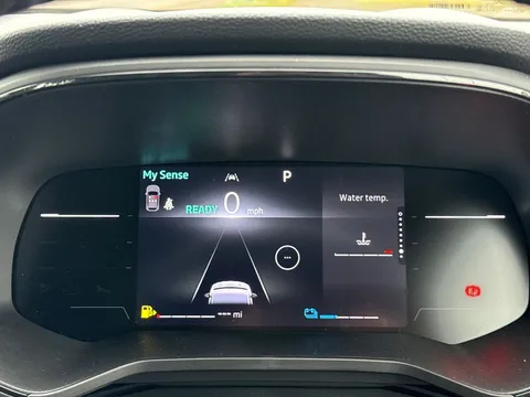 BG75LLM Renault Clio 1.6 E-TECH full hybrid 145 Techno 5dr Auto Thumbnail #5