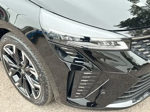 BG75LLM Renault Clio 1.6 E-TECH full hybrid 145 Techno 5dr Auto Thumbnail #24