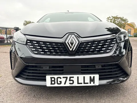 BG75LLM Renault Clio 1.6 E-TECH full hybrid 145 Techno 5dr Auto Thumbnail #25