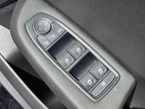 BG24HPC Renault Clio 1.0 TCe 90 Evolution 5dr Thumbnail #19