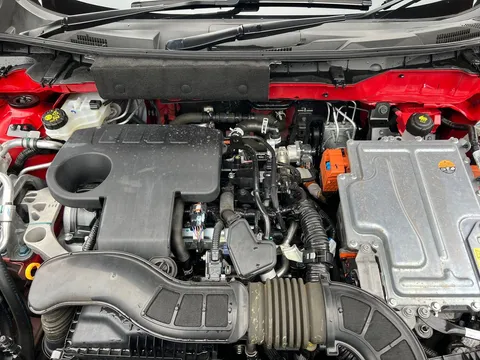 YH73XHE Nissan Juke 1.6 Hybrid Tekna 5dr Auto Thumbnail #11