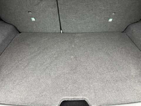 YH73XHE Nissan Juke 1.6 Hybrid Tekna 5dr Auto Thumbnail #20