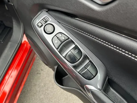 YH73XHE Nissan Juke 1.6 Hybrid Tekna 5dr Auto Thumbnail #23