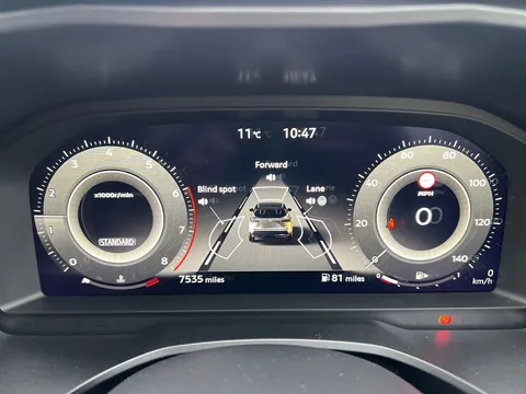 DX74XJH Nissan Qashqai 1.3 DiG-T MH N-Connecta 5dr Thumbnail #14