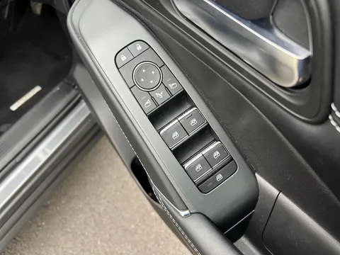 DX74XJH Nissan Qashqai 1.3 DiG-T MH N-Connecta 5dr Thumbnail #23