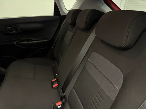LV74YWH Hyundai Bayon 1.0 TGDi Premium 5dr DCT Thumbnail #11