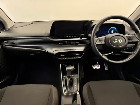 LV74YWH Hyundai Bayon 1.0 TGDi Premium 5dr DCT Thumbnail #2