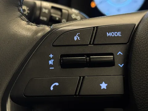 LV74YWH Hyundai Bayon 1.0 TGDi Premium 5dr DCT Thumbnail #20