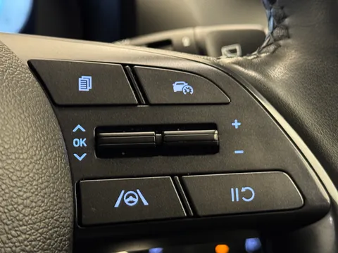 LV74YWH Hyundai Bayon 1.0 TGDi Premium 5dr DCT Thumbnail #21