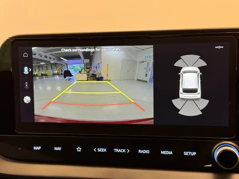 LV74YWH Hyundai Bayon 1.0 TGDi Premium 5dr DCT Thumbnail #24