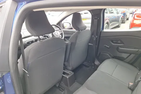 BP71PHA Dacia Sandero 1.0 SCe Essential 5dr Thumbnail #30