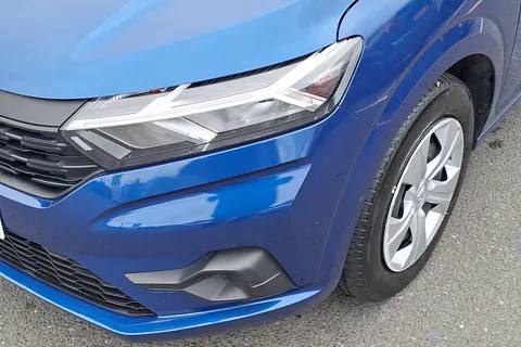 BP71PHA Dacia Sandero 1.0 SCe Essential 5dr Thumbnail #15