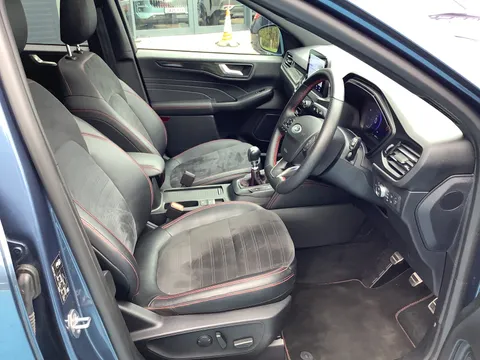 PJ22YKG Ford Kuga 1.5 EcoBlue ST-Line X 5dr Auto Thumbnail #14